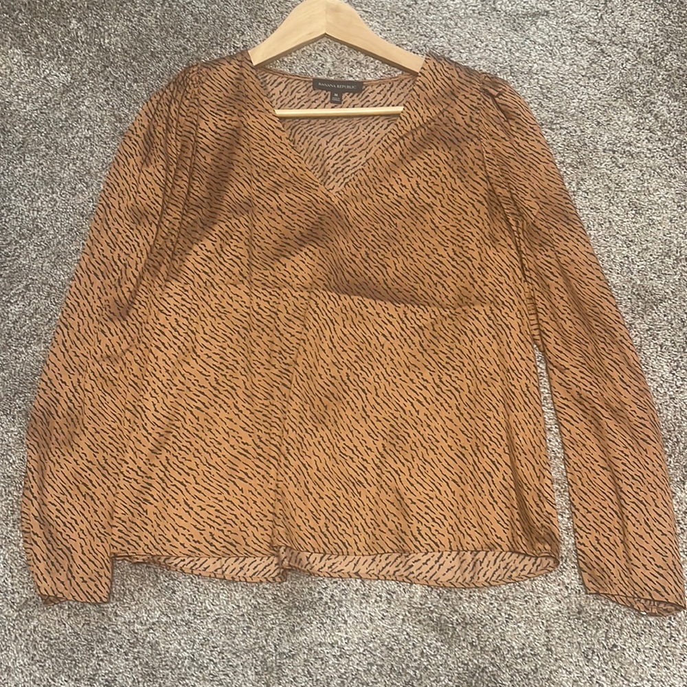 Banana republic silk print blouse
